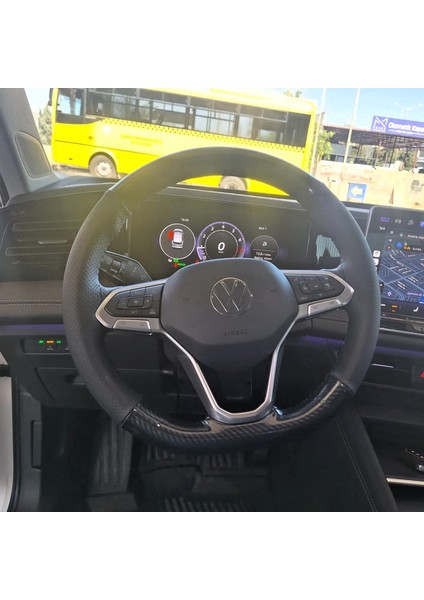 Volkswagen Golf 8 Caddy 2022 Direksiyon Kılıfı (5d Karbon Noktalı Siyah Dikişli) modelleri