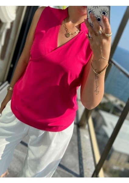 Kruvaze Dik Yaka Bluz fırsatları