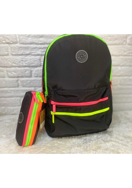 Magic Dreams Color Zipper Okul Çantası ve 3 Gözlü Kalemlik 2'li Set
