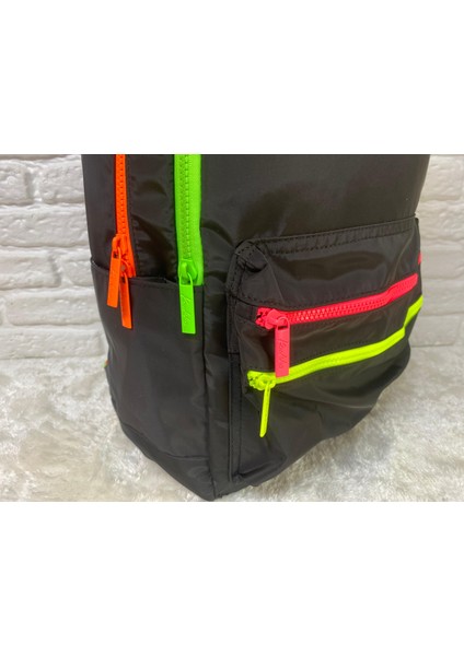Magic Dreams Color Zipper Okul Çantası ve 3 Gözlü Kalemlik 2'li Set