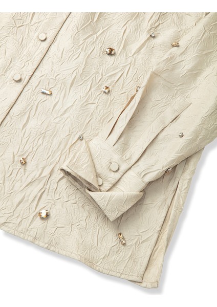 Dokulu ve Işlemeli Gömlek fırsatları