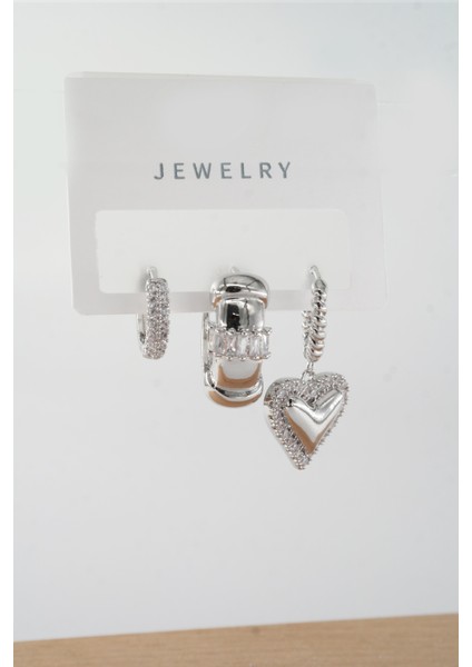 Kadın Vip Seri Baget Zirkon Taşlı Karışık Figürlü 3'lü Küpe ZRK00561 fiyatları