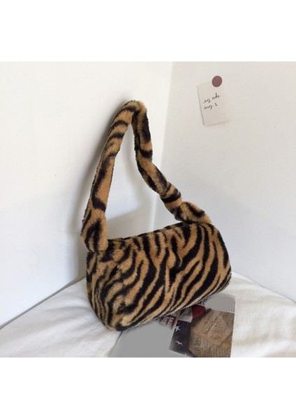 Leopar Kürk Koltuk Altı Çantası Tek Omuz Yabancı Stil Peluş Kız Eli Kahverengi (Yurt Dışından) fırsatları