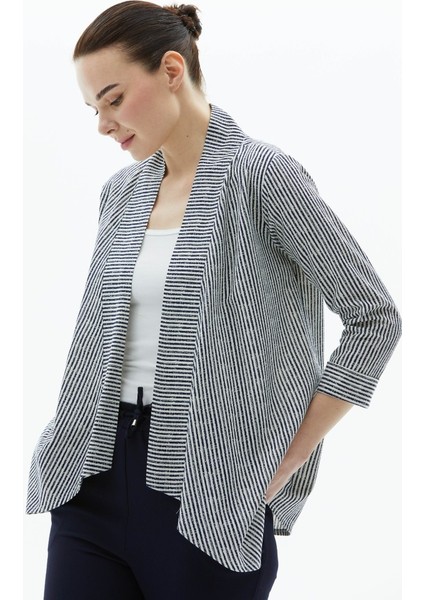 Önü Dökümlü Çizgili Ceket modelleri