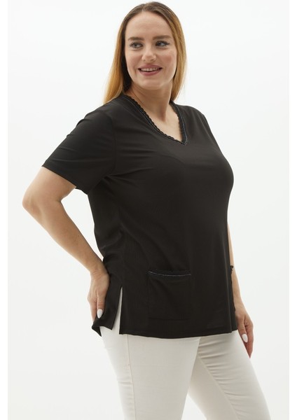 Büyük Beden Yaka ve Cebi Aksesuarlı Penye Bluz modelleri