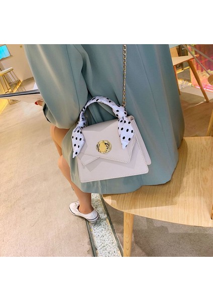 Yaz Küçük Çanta Kadın Kişilik Kilit Kare Ipek Eşarp Taşınabilir Çapraz Omuz Sarı Kore Versiyonu (Yurt Dışından) fırsatları