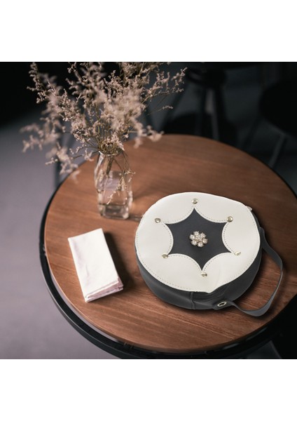 Vintage Güzel Küçük Dairesel Kadın Omuz Çantası Moda Çiçek Geometrik Desen Crossbody Messenger Mini Cep Telefonu Çanta Siyah (Yurt Dışından)