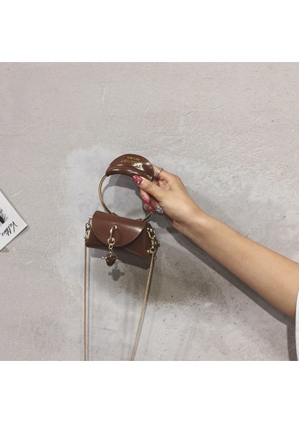 Metal Halka Kolu Kadın Çanta Mini Sevimli Tote Çanta Zincir Perçin Omuz Moda Messenger Kahverengi (Yurt Dışından) fırsatları