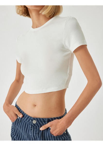 Basic Crop Tişört Viskon Kumaş Kısa Kollu Bisiklet Yaka Slim Fit