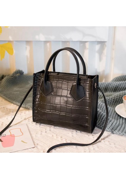 Moda Kadın Çanta Yaz Çanta Omuz Messenger Zincir Kilit Küçük Kare Çanta Sarı (Yurt Dışından) fırsatları