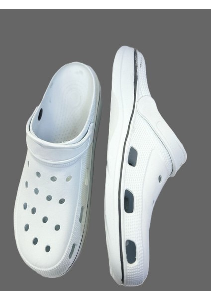 Kafkaslar Önü Kapalı Crocs Model Bay Bayan Terlik Sandalet