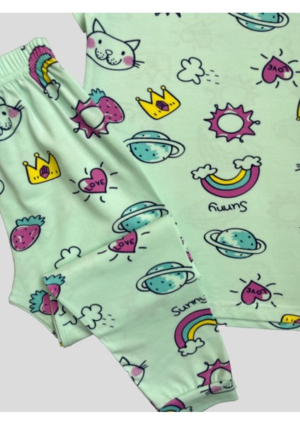 Elmas Kids Kız Çocuk %100 Pamuklu Gökkuşağı Kedi Çilek Kalp Desenli Yeşil Kısa Kollu Yazlık Pijama Takımı