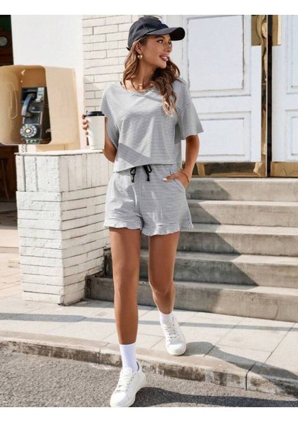 Kadın Üst Bluz, Alt Beli Lastikli Şort Viskon Kumaş Ikili Takım fiyatları