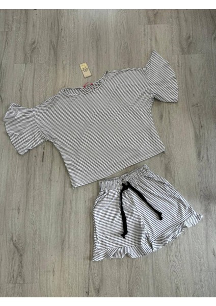Kadın Üst Bluz, Alt Beli Lastikli Şort Viskon Kumaş Ikili Takım fırsatları