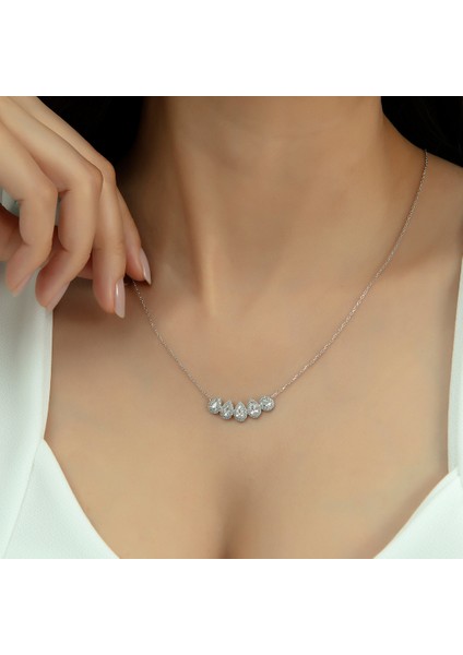 Pırlanta Modeli Beş Damla Şık Kolye 925 Ayar Gümüş