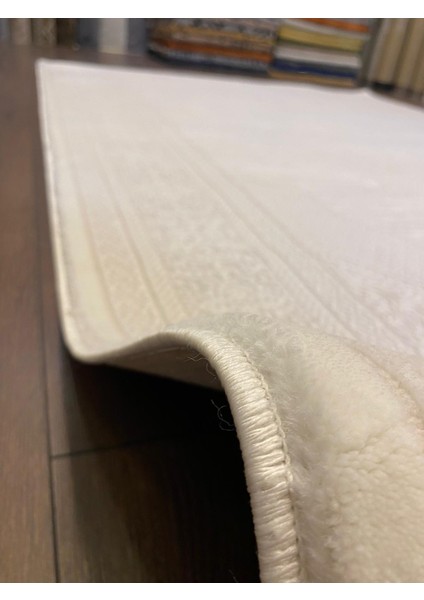 Ilhaın Halıları E110KREM Çırağan 160 x 230 cm modelleri