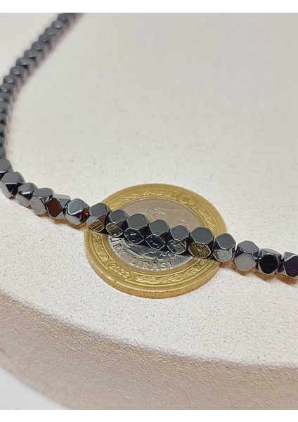 Hematit Taşı Şekilli 3.5*3.5mm Dizi (52326) fiyatları