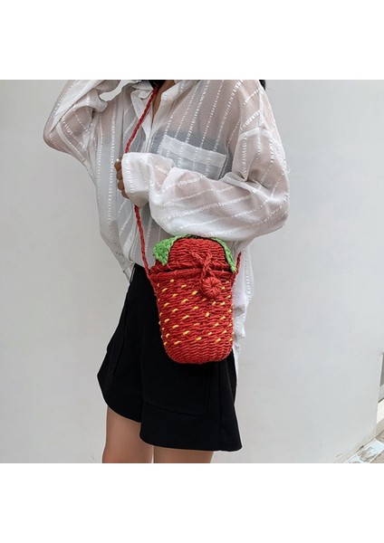 Sevimli Çilek Şekli El Örgüsü Omuz Çantası Messenger Meyve Pastoral Boho (Yurt Dışından) fırsatları