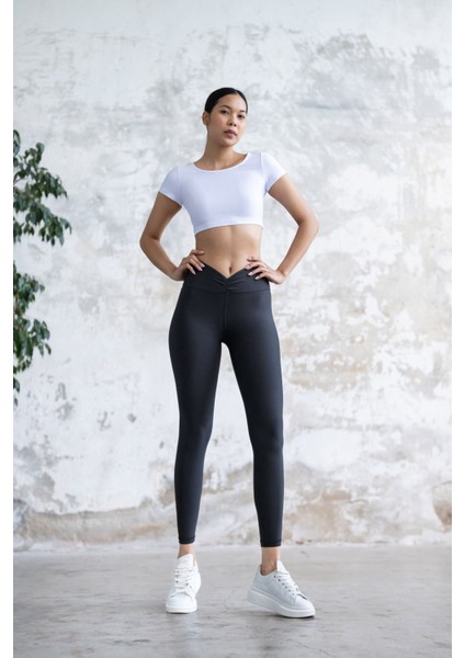 Menton Tayt Bordo Renk 372 fırsatları