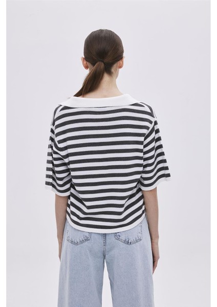 Ekru Açık Gri Polo Yaka Çizgili Kazak indirimleri