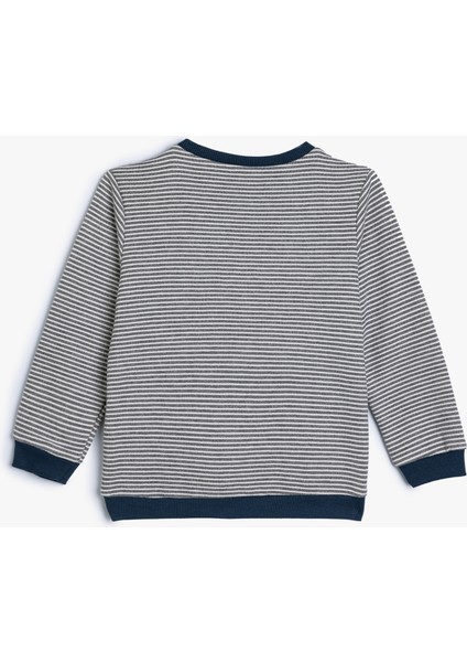 Sweatshirt Peluş Tilki Aplike Detaylı Bisiklet Yaka fiyatları