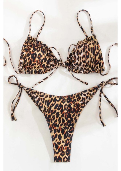 Leopar Desenli Bağlamalı Tasarım Bikini Takımı