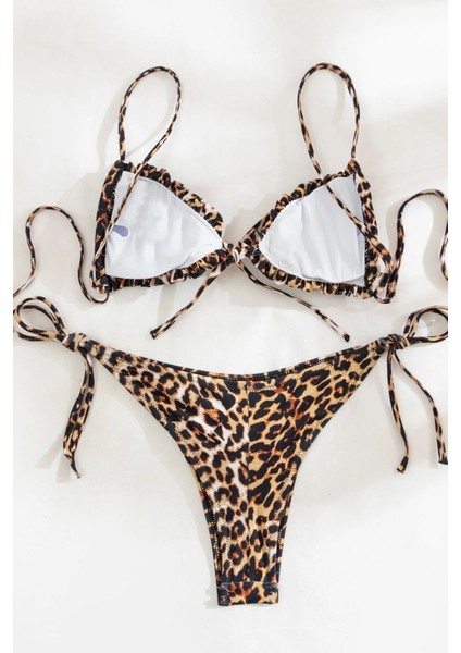 Leopar Desenli Bağlamalı Tasarım Bikini Takımı