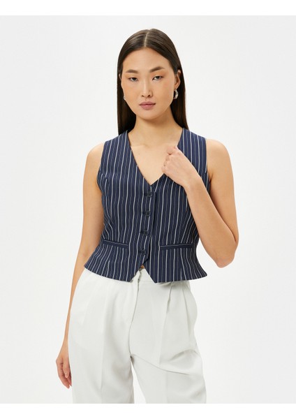 Crop Yelek Düğmeli Fleto Cepli Slim Fit V Yaka modelleri