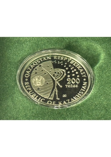 Kazakistan 200 Tenge Belka-Strelka 2020 Hatıra Para Çil Kutulu