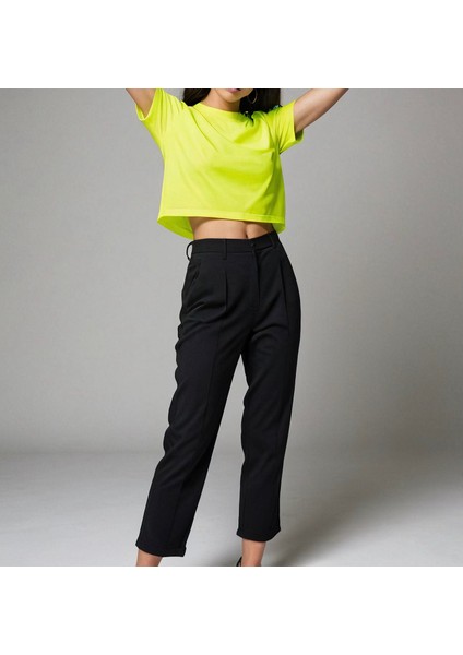 Neon Sarı Kadın Crop Şık Ve Rahat Crop Tshirt Koleksiyonu Renkli Yaz Cropları Ümodern Klasik Sokak Modası Sportif Crop Top Şehirli Kadın Cropları Trend Crop Tişört fırsatları