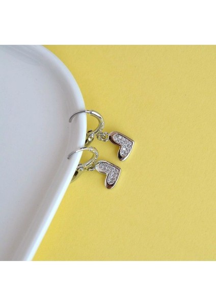Minimal Kalp Charmlı Küpe Kalpli Küpe Silver Renkli