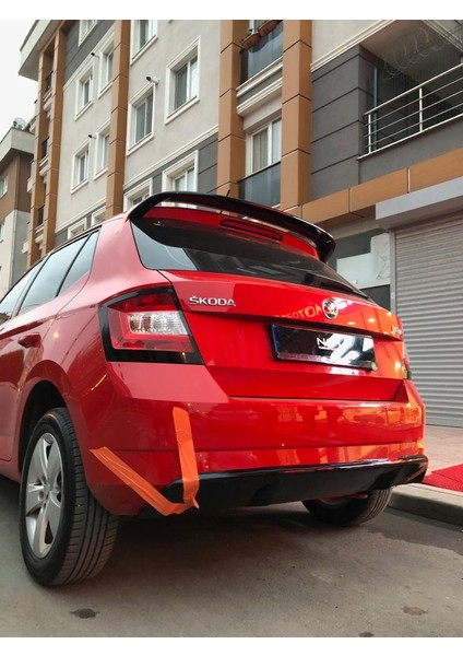 Skoda Fabia Difüzör 2015+ Çıkışsız Parlak Siyah fiyatları
