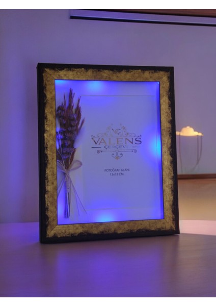 LED Işıklı Çerçeve - Dekoratik Çerçeve - Aile Albüm Çerçevesi -Hediyelik Çerçeve -Resim Çerçevesi-Hediyelik Eşya - Hediye - Sevgililer Günü Hediyesi - Ev Aksesuarı - Ev Dekor Ürünleri modelleri
