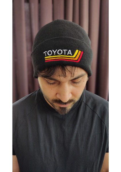 Retro Toyata Logolu Bere