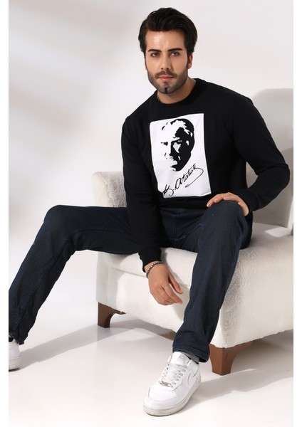 Atatürk Baskılı Bisiklet Yaka Sweatshirt 19157 Siyah modelleri