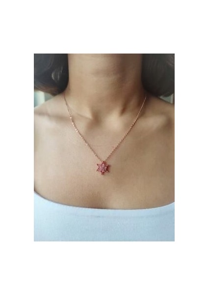 Aurora Jewelry Kadın Rose Gold Zincir Kaplama Zirkon Taşlı Pembe Lotus Çiçeği Kolye