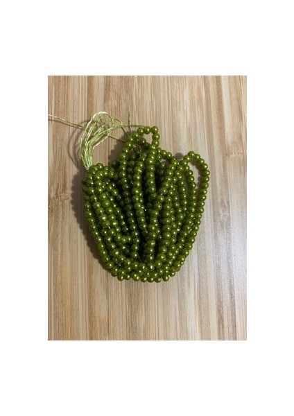 3mm Inci Boncuk 2'li Dizi. Renk: Kına Yeşili. Takriben 620-640 Adet.