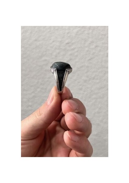 Oval Model Oniks Taşlı 925 Ayar Gümüş Erkek Yüzük fiyatları