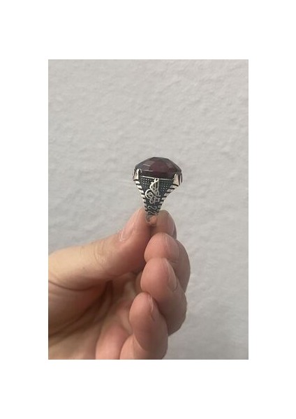 Osmanlı Tuğrası Işlemeli Yakut Taşlı 925 Ayar Gümüş Erkek Yüzük