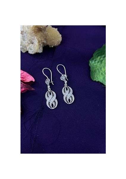 Sonsuzluk Model Telkari El Işçiliği Gümüş Kadın Küpe
