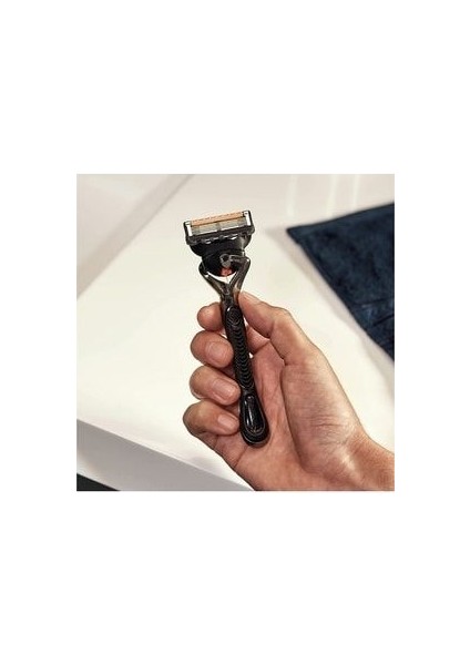 Fusion Proglide Yedek Bıçak 4'lü + Proglide Flexball Tıraş Makinesi (2 Yedekli) fırsatları