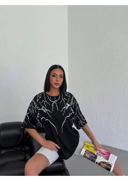 Bisiklet Yaka Baskılı Oversize T-Shirt Siyah modelleri