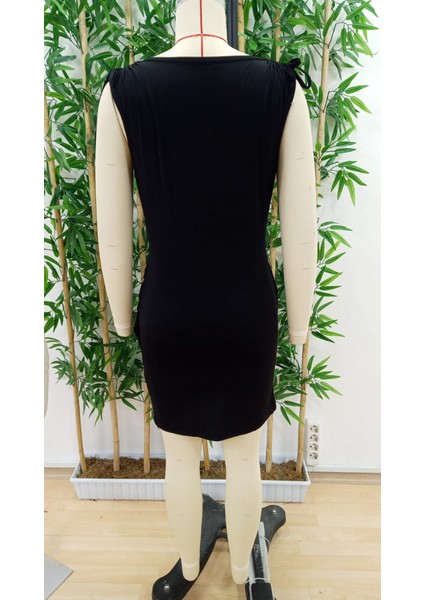 Üçaymoda Kadın Kruvaze Yaka Büzgü ve Aksesuar Detay Sandy Mini Elbise indirimleri