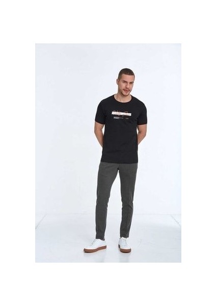 Lupe Baskılı Erkek Tişört Lacivert fiyatları