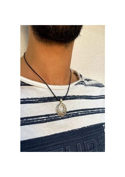 Hasır Işlemeli Yuvarlak Model Gümüş Erkek Kolye