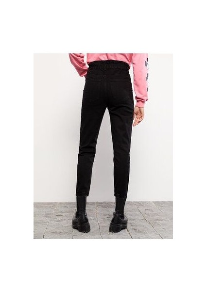 Kadın Siyah Yüksek Bel Love Me Ultra Esnek Mom Jean 2024 modelleri