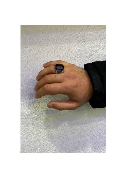 Nokta Işlemeli Yakut Taşlı Gümüş Erkek Yüzük