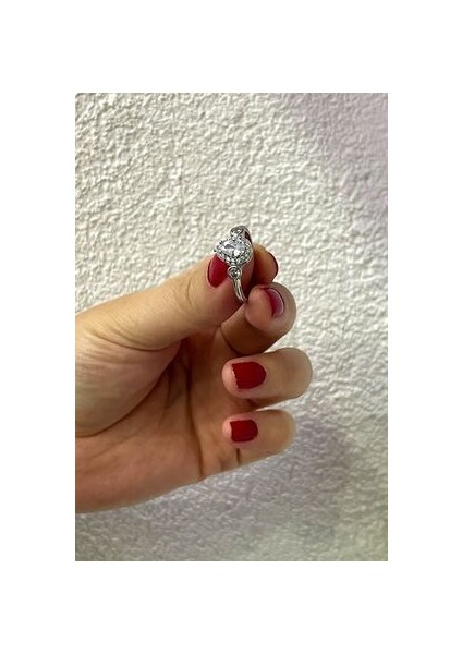Damla Model Zirkon Taşlı Gümüş Yüzük