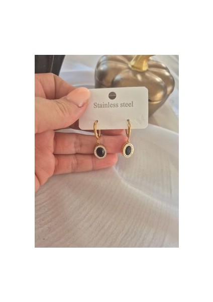 Zirkon Taşlı Siyah Çelik Küpe Oval Model Gold