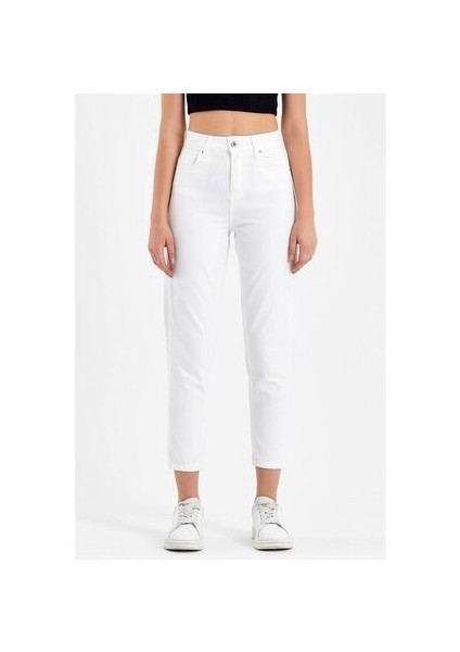 Kadın Yüksek Bel Beyaz Boyfriend Jeans Likralı Esnek Kot Pantolon 2024